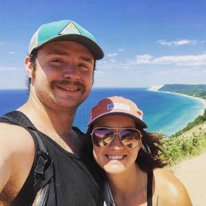 Meet your Posher, Chloe